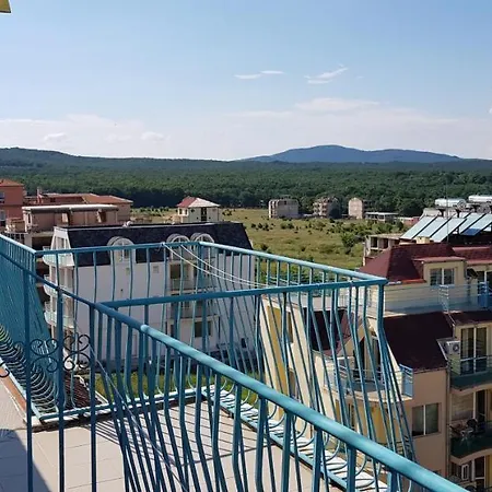 Laguna - Pensión 3*